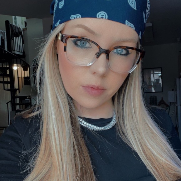 lisaaa21